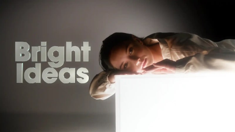 Bright Ideas 3D title beside a glowing light box created with Title Studio